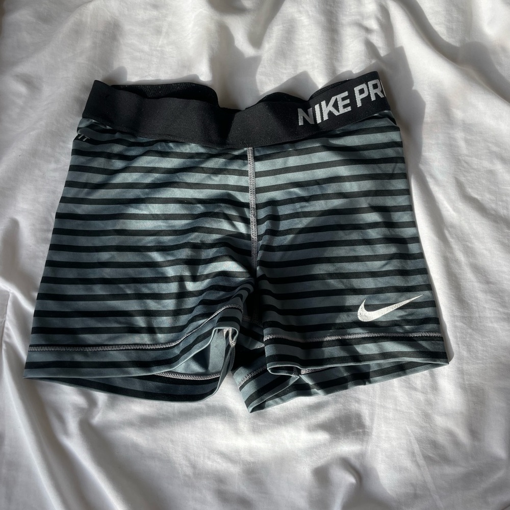 cute nike pros